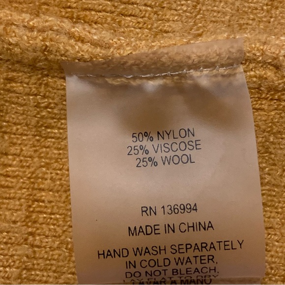 Sioni Golden Mustard Long Sleeve Knit Cardigan Sweater Size Small - Picture 4 of 13